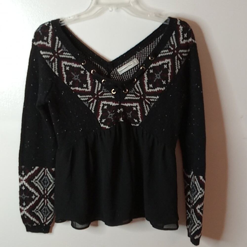 Abercrombie and Fitch women's size Small  sweater.
